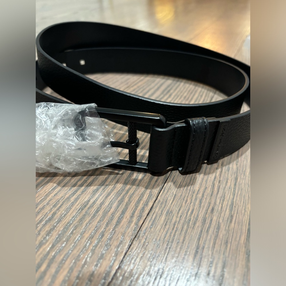 NWT Calvin Klein Leather Buckle Belt men’s